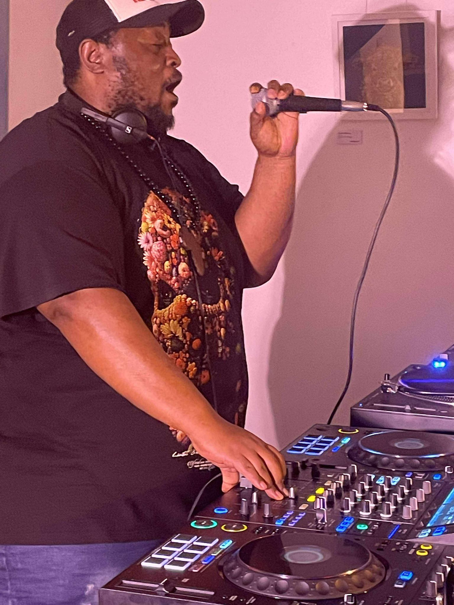 Open Decks night photo